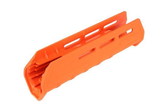 The Magpul remington 870 forend features multiple M-LOK attachment slots